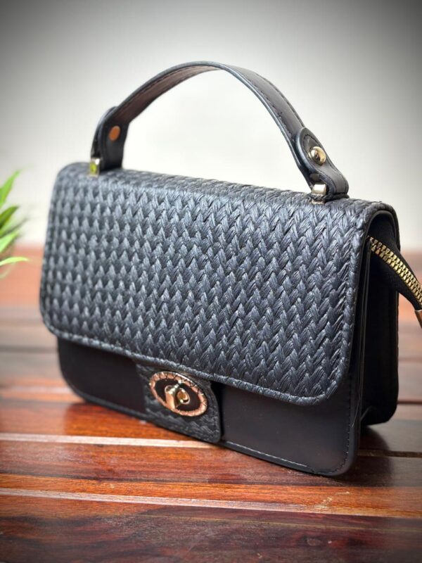 Colourblocked Structured Shoulder Bag Black - Image 2
