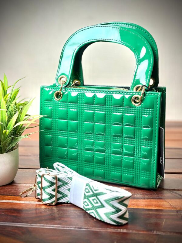 Quilted Handbag with Detachable Strap - Image 5