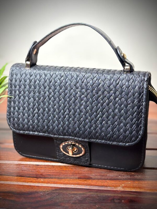 Colourblocked Structured Shoulder Bag Black