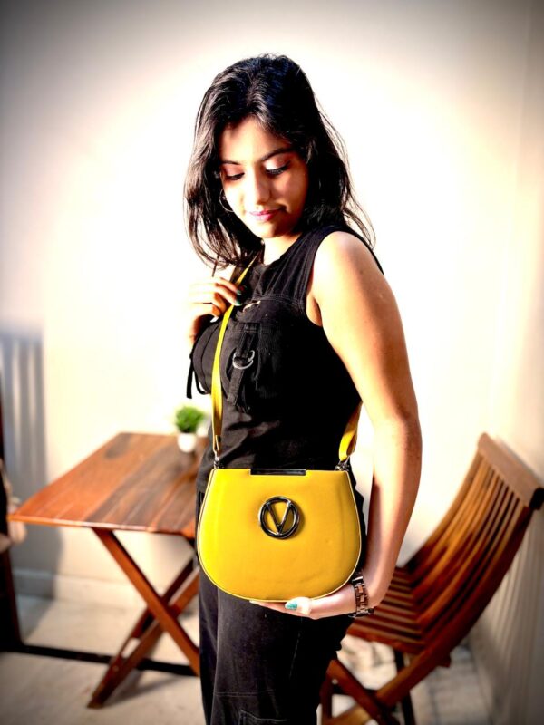 Women’s Stylish Trendy Sling Bag Double Compartment Zipped with Chain Sling & Double Shoulder Strap