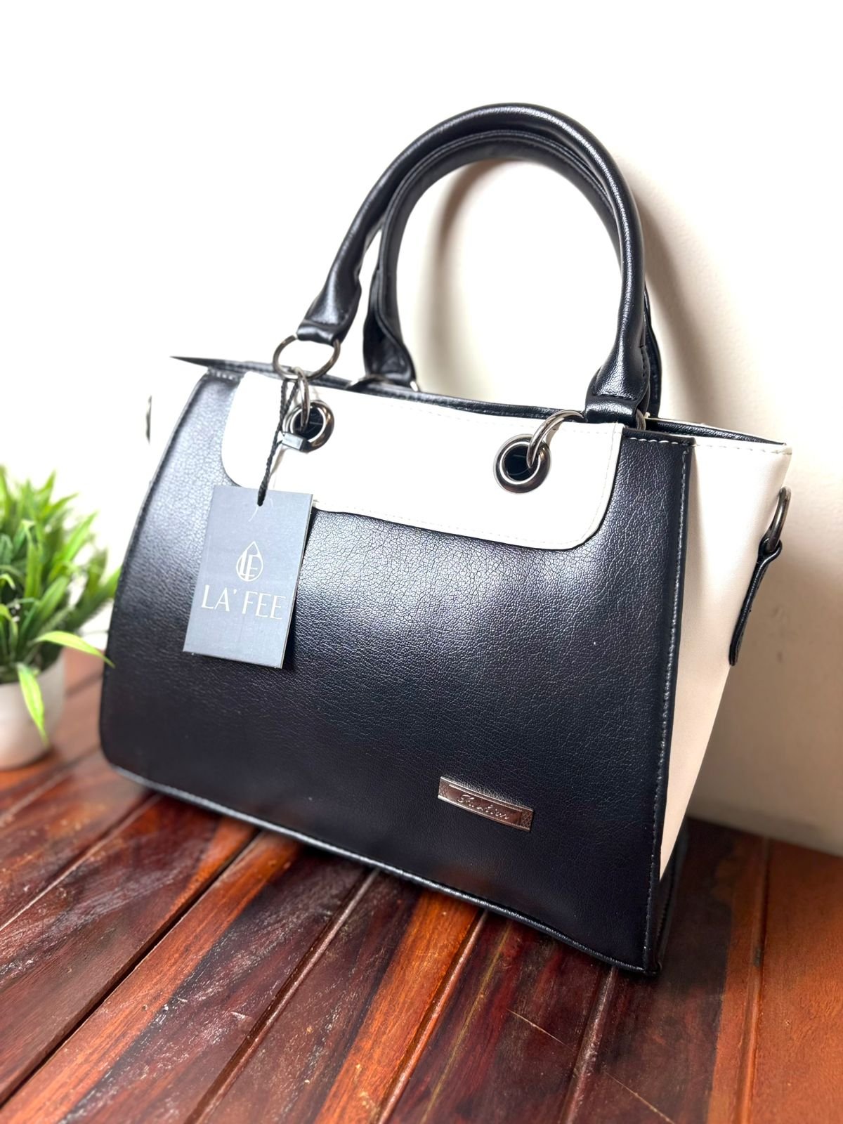 Women Colorblocked Crossbody Shoulder Bag
