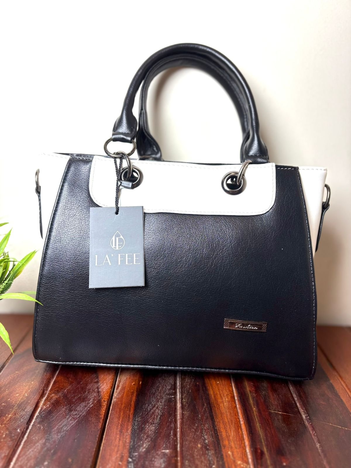 Women Colorblocked Crossbody Shoulder Bag - Image 2